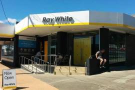 Signwriting Brisbane, Australia, 4034